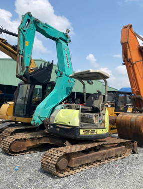 MÁY ĐÀO YANMAR B6-6
