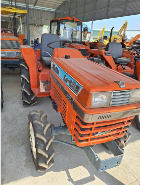 Máy cày KUBOTA L1-185DT
