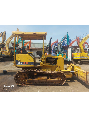 MÁY ỦI KOMATSU D21A-6