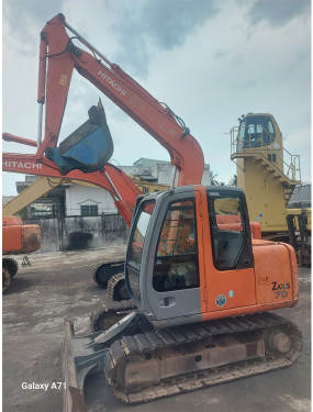 MÁY ĐÀO HITACHI ZX70