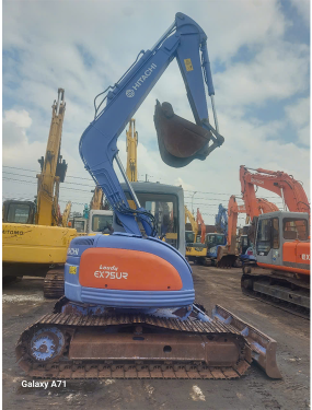 MÁY ĐÀO HITACHI EX75UR