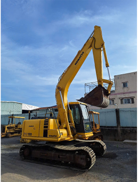 MÁY ĐÀO KOMATSU PC130-6E