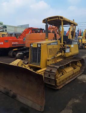 MÁY ỦI KOMATSU D31AM-20